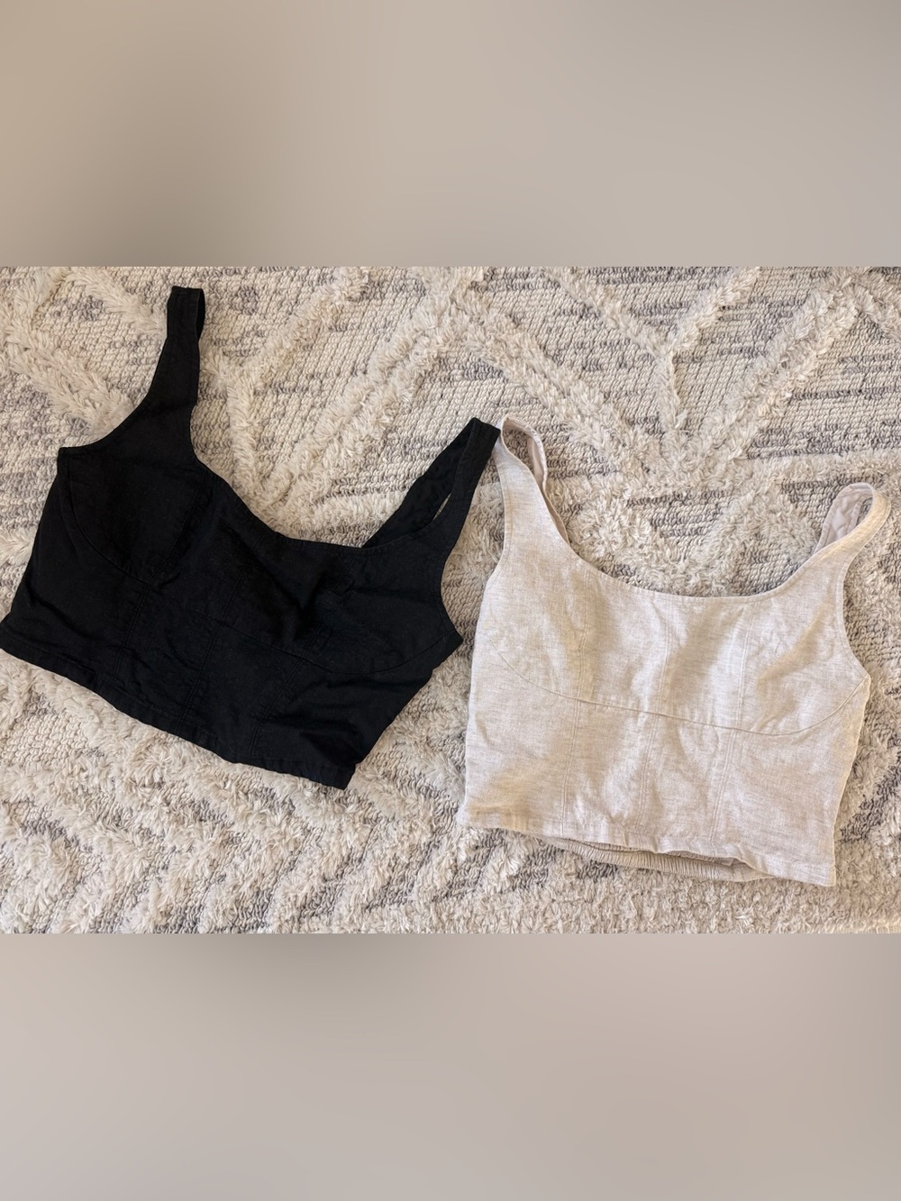 Banana Republic Cropped linen Tank Tops in Black and Light Beige